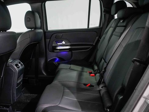 Used 2026 Mercedes-Benz GLB 250 image 18