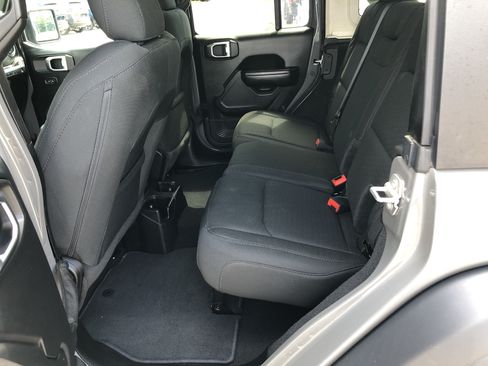 Used 2020 Jeep Wrangler Unlimited Sport S AWD/4WD image 14