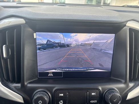 Used 2022 GMC Terrain SLE w/ Driver Convenience Package image 26