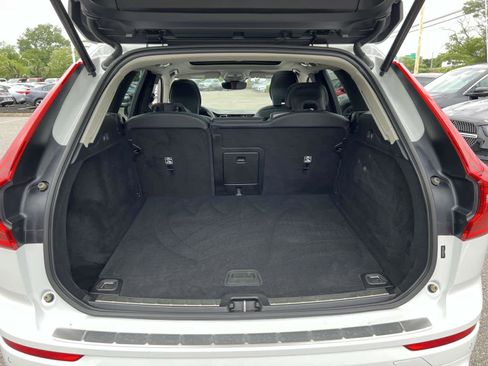 Used 2023 Volvo XC60 B5 Plus w/ Climate Package image 7