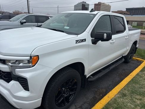 Used 2023 Chevrolet Silverado 1500 RST image 1