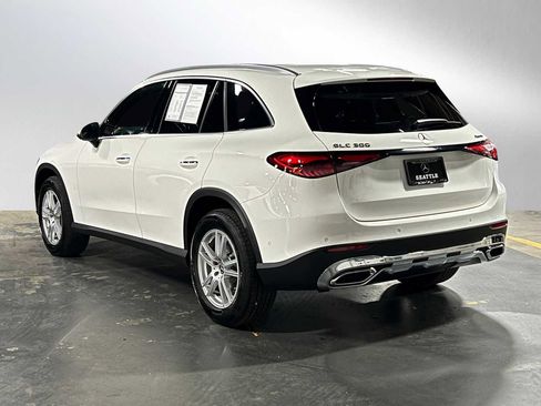 Certified 2025 Mercedes-Benz GLC 300 GLC 300 image 5