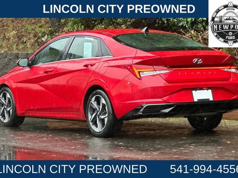 Used 2021 Hyundai Elantra SEL w/ Convenience + Premium Package image 5