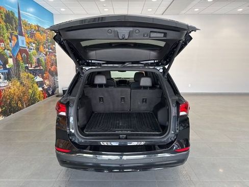 Used 2022 Chevrolet Equinox RS w/ RS Leather Package image 46