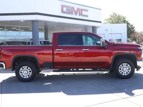 Used 2024 Chevrolet Silverado 3500 LTZ w/ LTZ Plus Package AWD/4WD image 7