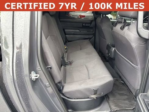 Used 2025 Toyota Tacoma SR5 AWD/4WD image 11