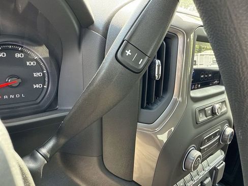 Certified 2025 Chevrolet Silverado 1500 Custom image 17