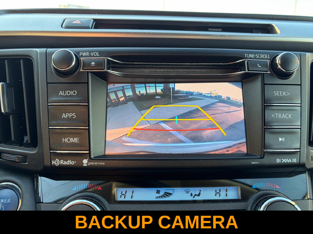Used 2016 Toyota RAV4 XLE AWD/4WD image 3