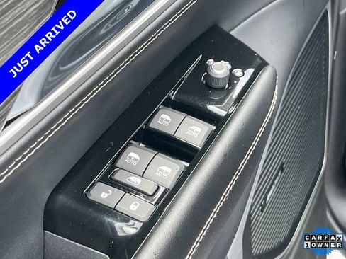 Used 2022 Jeep Wagoneer Series II AWD/4WD image 26