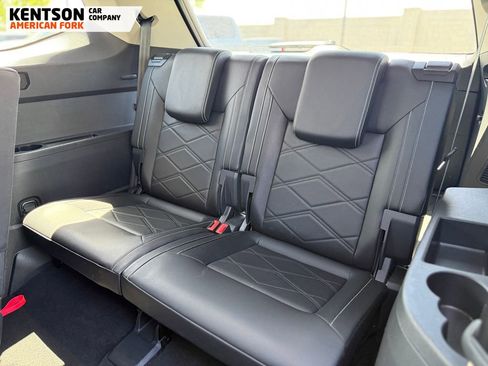 Used 2025 Volkswagen Atlas SE AWD/4WD image 38