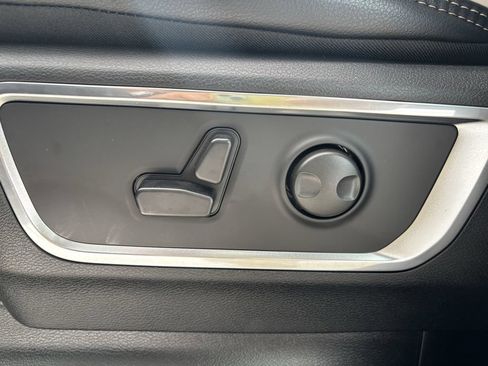New 2026 RAM 1500 Laramie w/ Night Edition AWD/4WD image 27