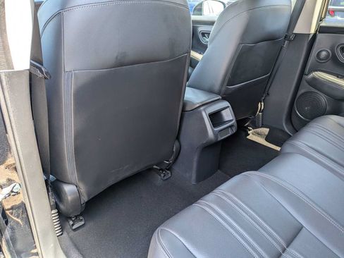 Certified 2024 Honda HR-V EX-L image 16
