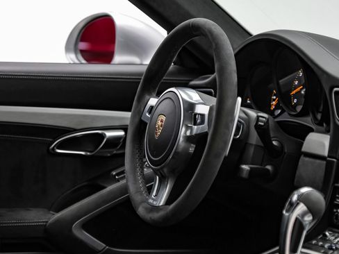 Used 2015 Porsche 911 GT3 RWD image 56