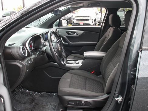Used 2019 Chevrolet Blazer LT image 16