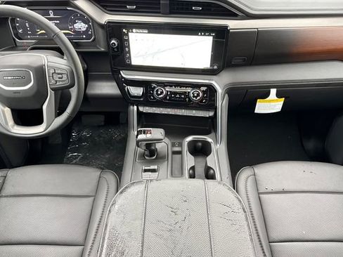 New 2026 GMC Sierra 1500 Denali w/ Denali Reserve Package AWD/4WD image 14