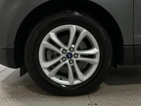 Used 2020 Ford Edge SEL w/ Cold Weather Package image 36