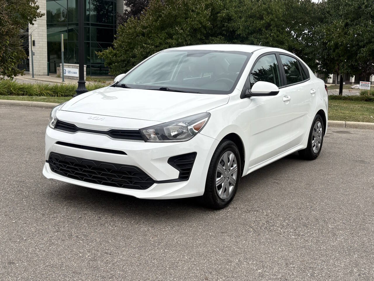 Used 2022 Kia Rio S FWD image 1