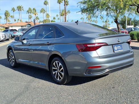 Certified 2023 Volkswagen Jetta S image 5