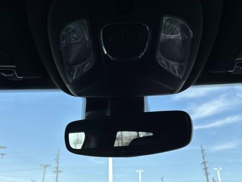 Used 2022 Jeep Compass Limited image 26