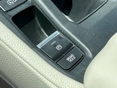 Used 2023 Honda Accord LX image 28