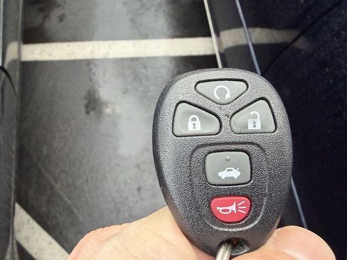 Used 2009 Chevrolet Malibu LT w/ Power Convenience Package image 25