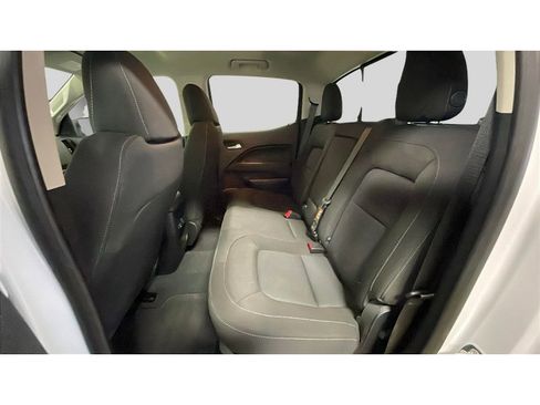 Used 2022 Chevrolet Colorado LT image 14