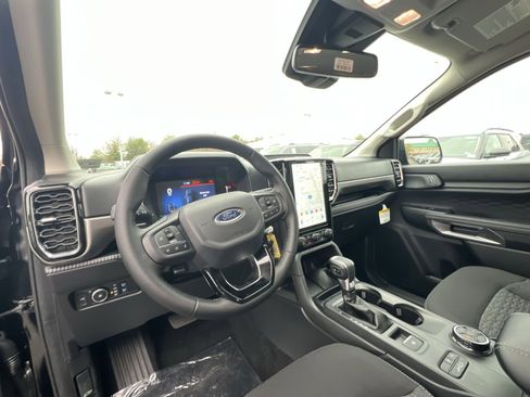 New 2025 Ford Ranger XLT w/ FX4 Off-Road Package image 23