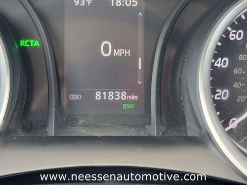 Used 2023 Toyota Camry LE image 22