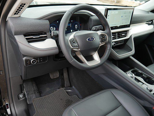 New 2026 Ford Explorer Active w/ Active Comfort Package AWD/4WD image 11