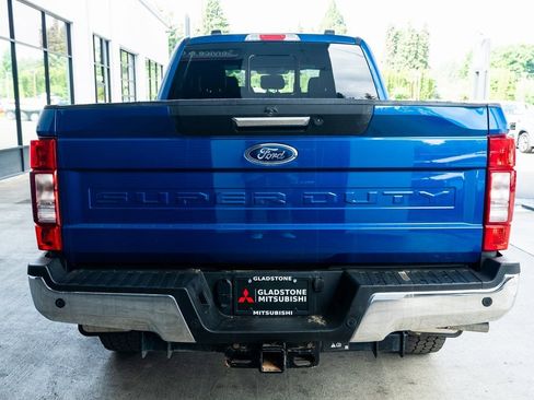 Used 2022 Ford F350 Lariat w/ Chrome Package image 5