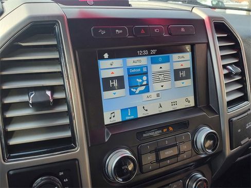 Used 2018 Ford F150 Platinum w/ Equipment Group 701A Luxury image 27