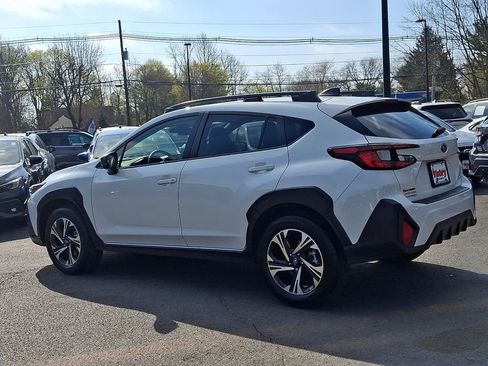 Used 2025 Subaru Crosstrek 2.0i Premium image 4