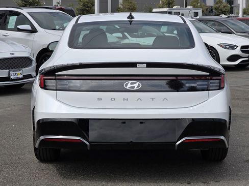 New 2025 Hyundai Sonata SEL image 8
