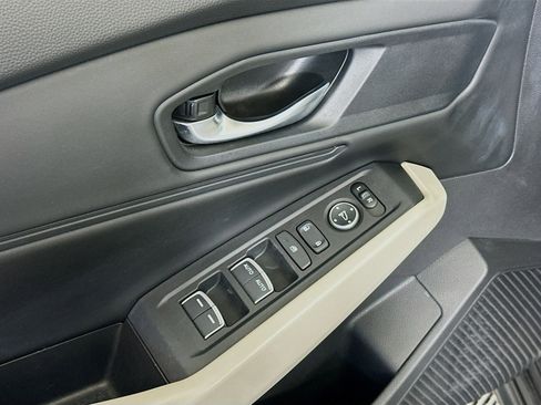 Used 2024 Honda Accord EX image 15