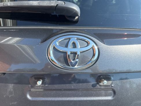 Used 2015 Toyota RAV4 XLE AWD/4WD image 39