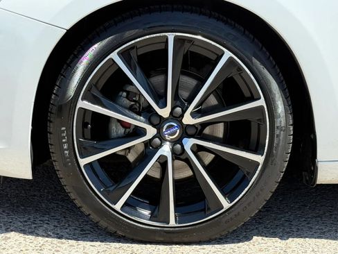 Used 2016 Volvo V60 T5 Premier w/ Convenience Package FWD image 29