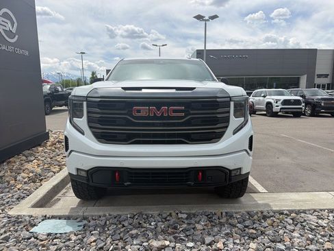 Used 2024 GMC Sierra 1500 AT4 w/ Technology Package AWD/4WD image 2