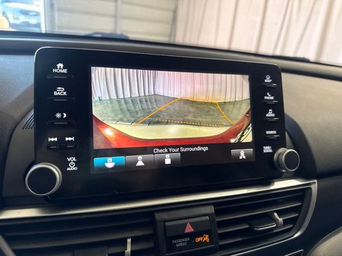 Used 2018 Honda Accord EX-L image 28