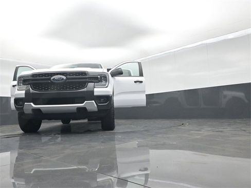 Used 2024 Ford Ranger XLT image 70