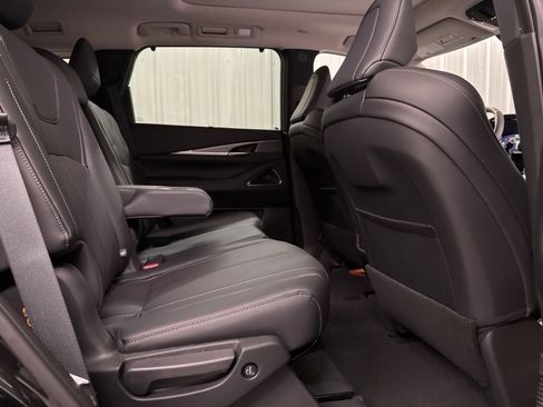 Certified 2026 INFINITI QX60 Luxe w/ Cargo Package image 29