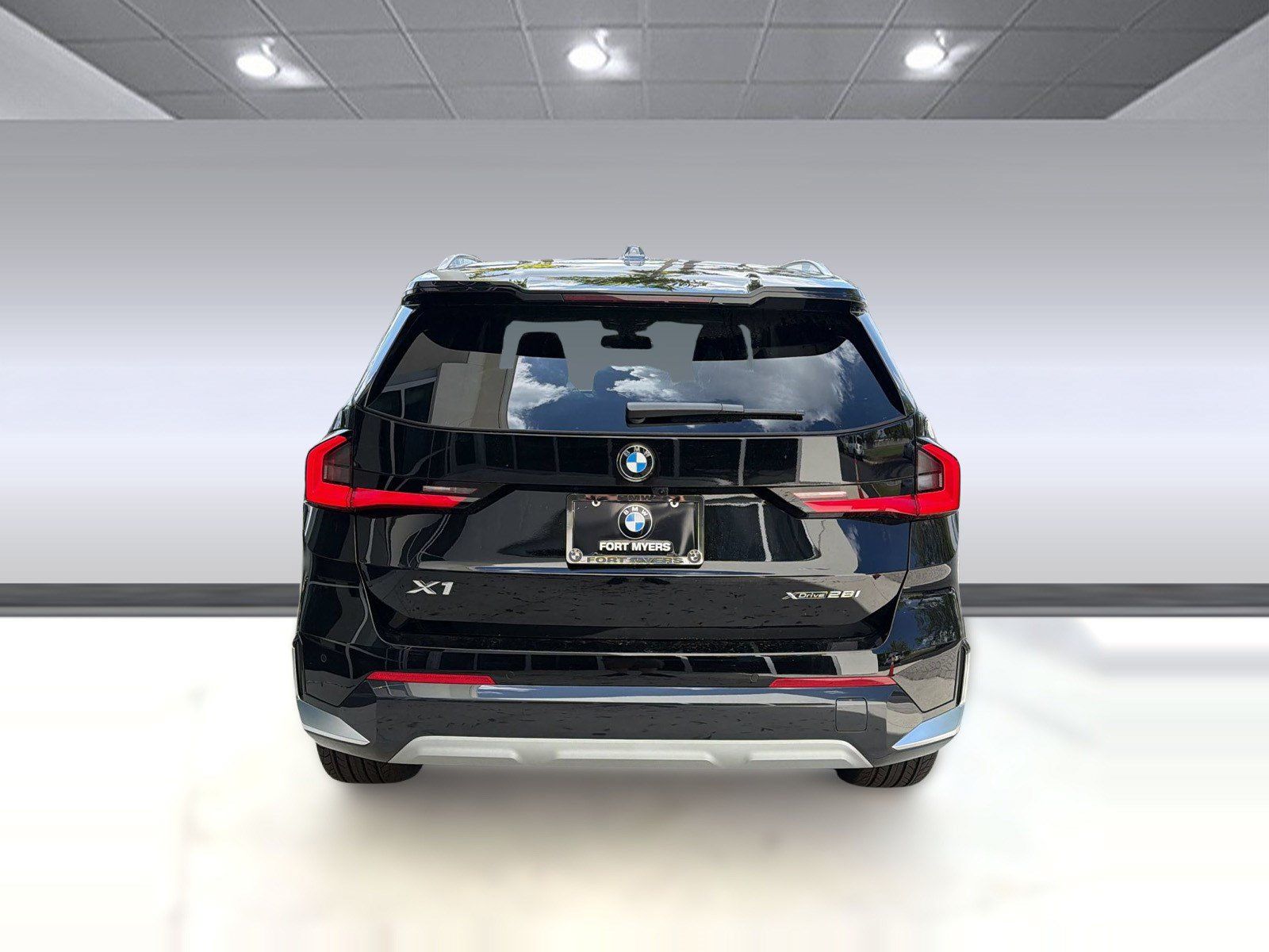 Used 2026 BMW X1 xDrive28i w/ Technology Package AWD/4WD image 10