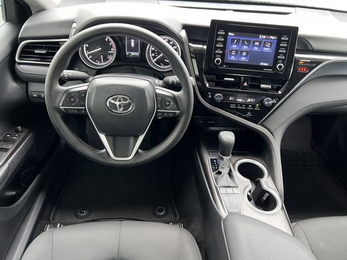 Used 2024 Toyota Camry LE image 31