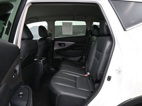 Used 2024 Nissan Murano SV w/ SV Midnight Edition Package image 16