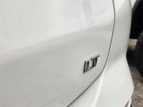 Used 2024 Chevrolet Equinox LT w/ LPO, Floor Liner Package image 9