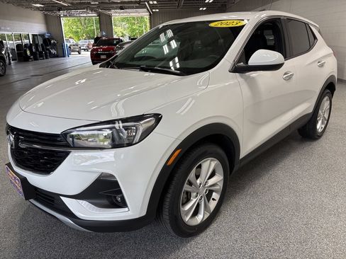 Used 2023 Buick Encore GX Preferred w/ Cold Weather Comfort Package FWD image 3