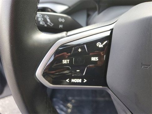 Certified 2023 Volkswagen ID.4 Pro S image 21