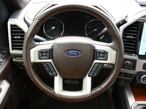 Used 2022 Ford F250 King Ranch w/ King Ranch Ultimate Package AWD/4WD image 15