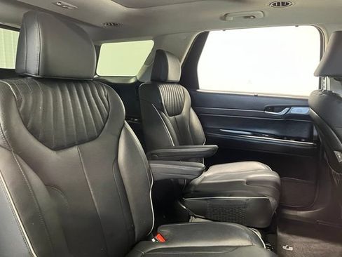 Used 2024 Hyundai Palisade Limited FWD image 14