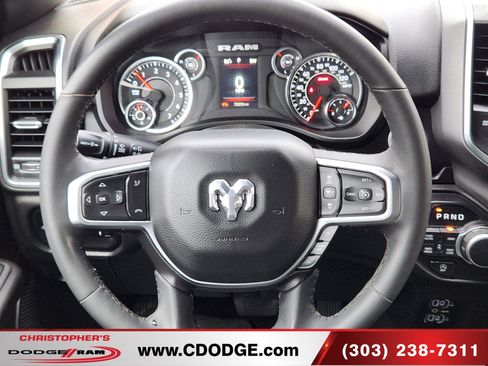 Used 2025 RAM 1500 Big Horn AWD/4WD image 9