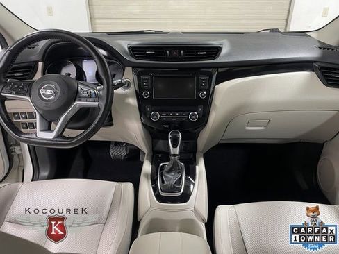 Used 2022 Nissan Rogue Sport SL AWD/4WD image 14